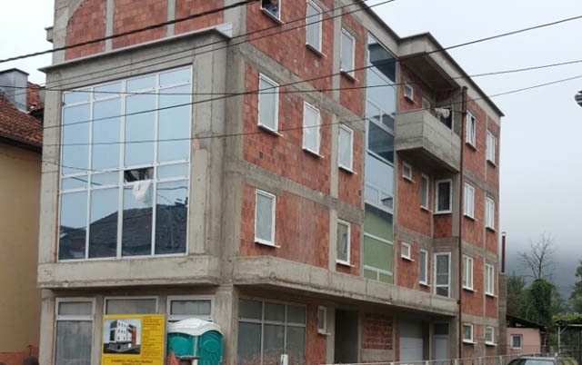 Zgrada Crvenog krsta do Nove godine